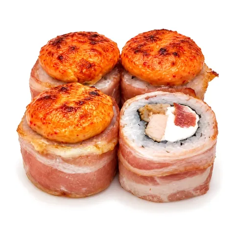 Хот бекон — Рис, нори, сливочный сыр, помидор, курица, бекон, яки соус
