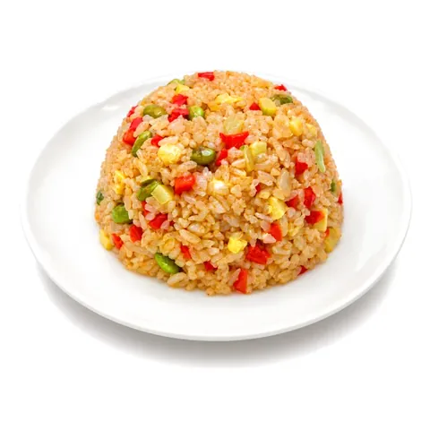 Рис с овощами — Рис, морковь, лук, перец сладкий, кабачок, бобы эдамаме, кимчи соус, соевый соус, кунжут